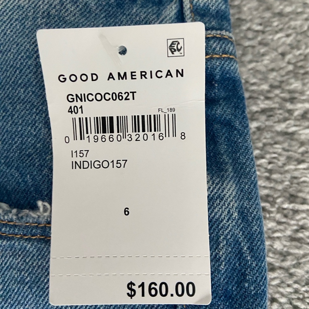 Distressed Good American Jeans - Picture 3 of 11